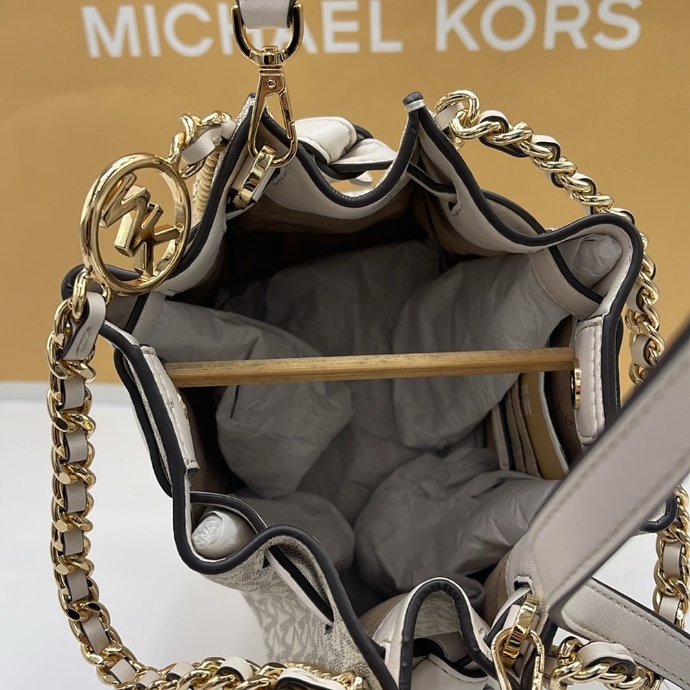 Michael Kors MINA Sm MINI Belted Chain Shoulder Crossbody Bag
Light Cream Multi - Picture 8 of 16